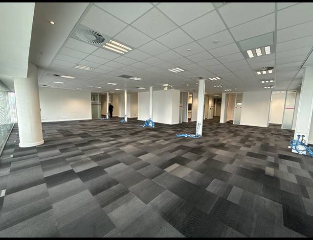 3,160M² OFFICE TO LET IN SANDTON CENTRAL